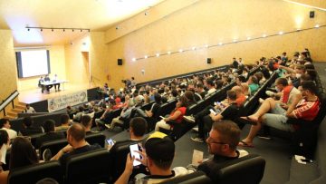 ASAMBLEA | Los socios de Unionistas de Salamanca aprueban las medidas para el cambio de césped del Reina Sofía